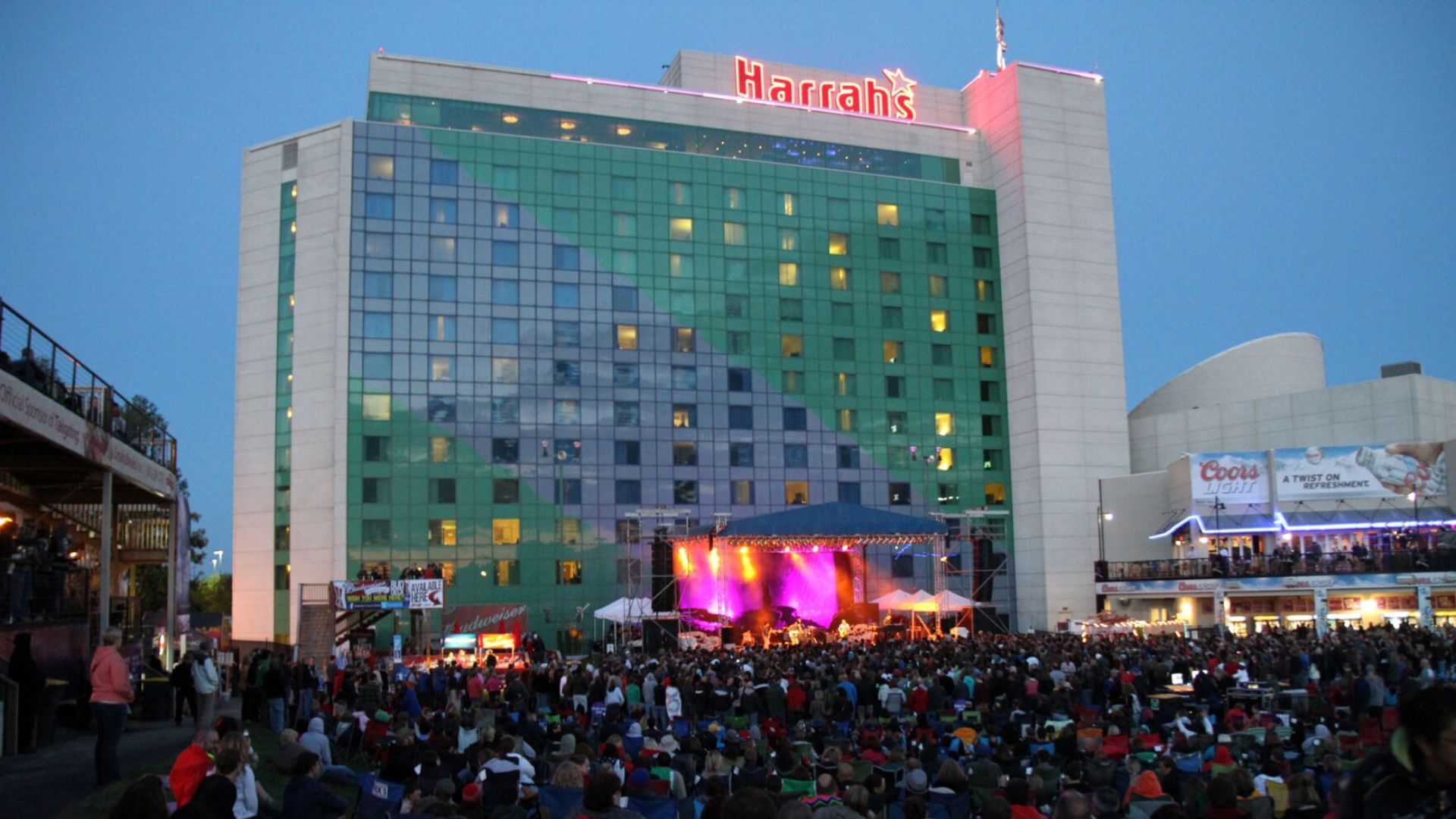 Stir Cove Concert Series lineup in Council Bluffs includes Weezer, Wynonna Judd and more